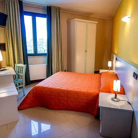 Eden Hotel Castel d'Ario